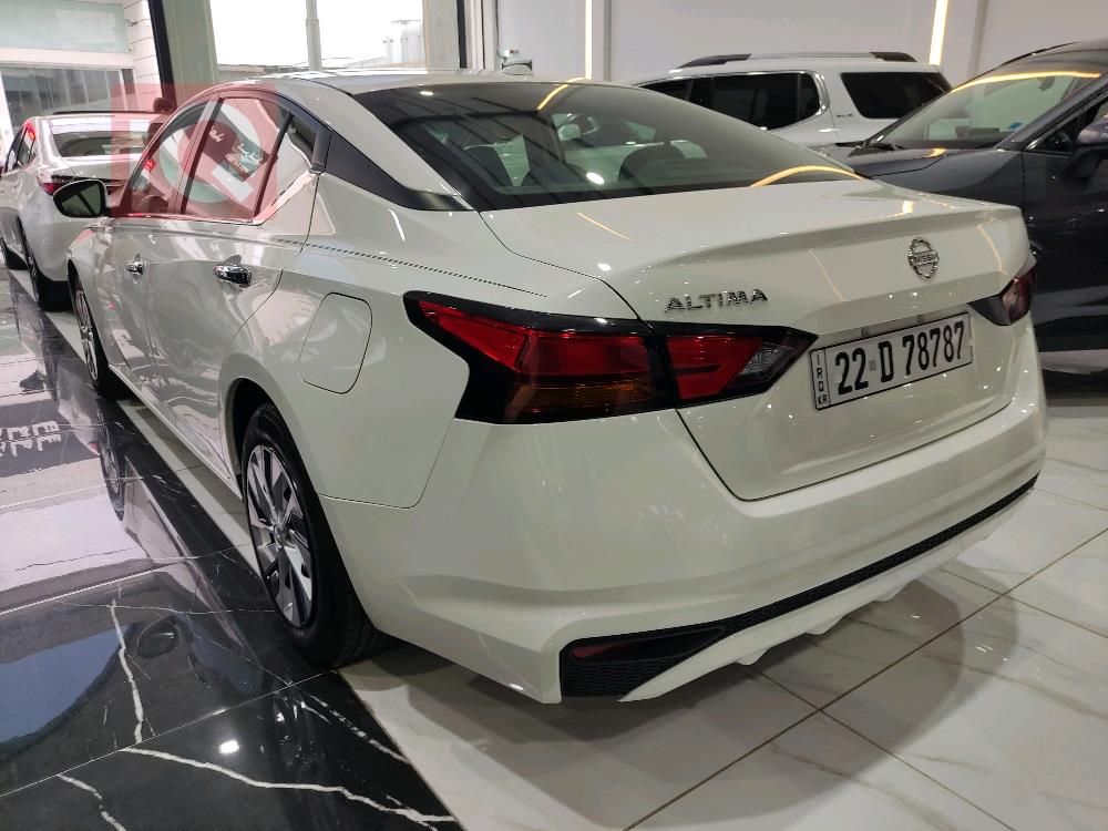 Nissan Altima